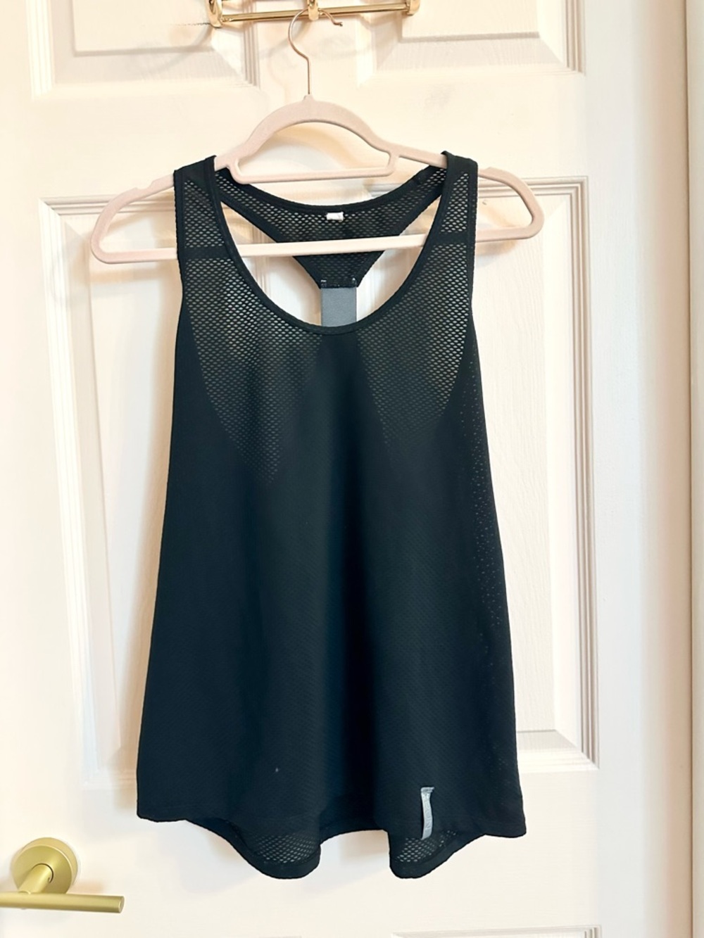 Black under armour workout tank